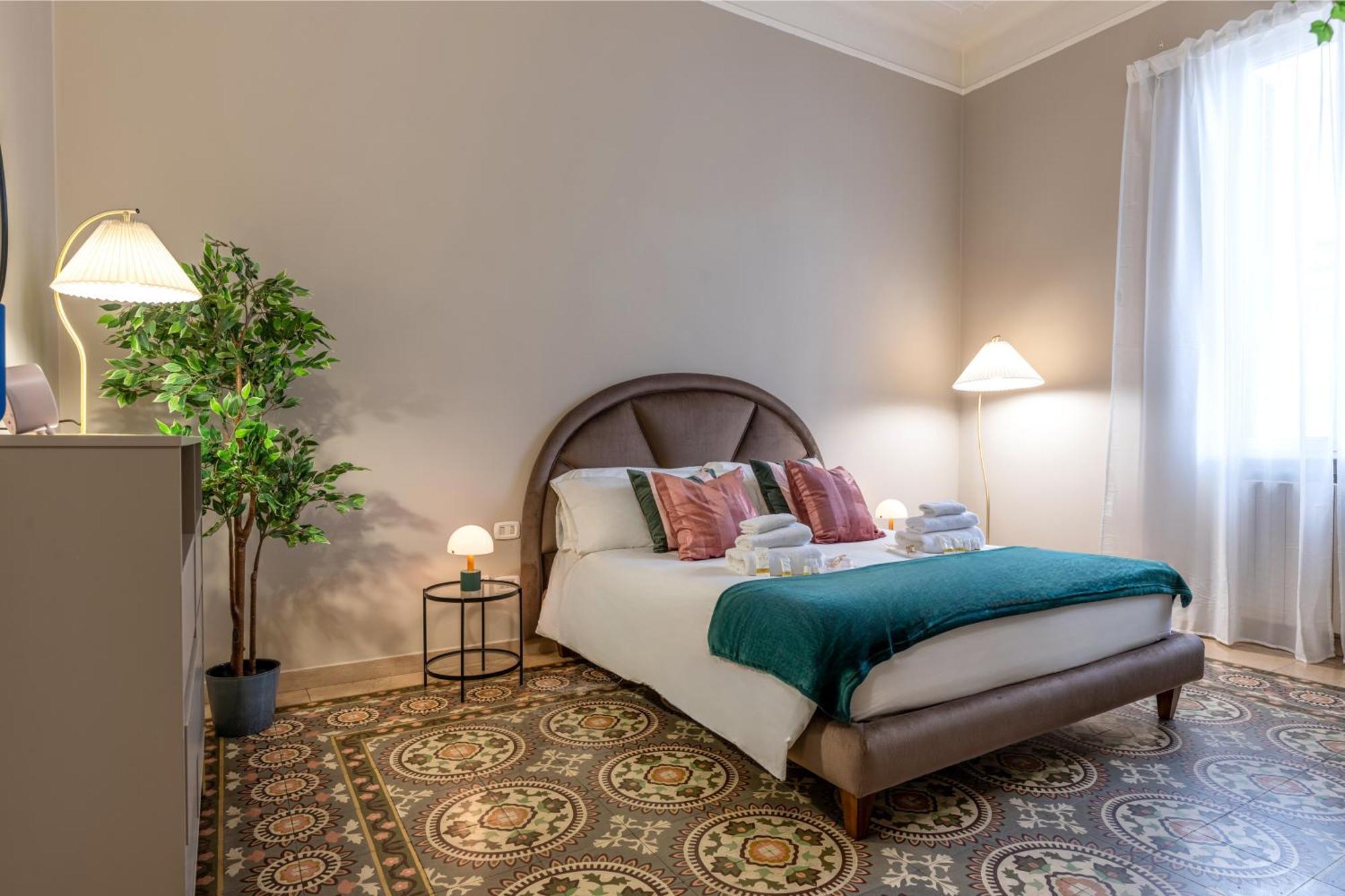 100Mq Maison Paradise - Central & Elegant Apt Bari Ngoại thất bức ảnh