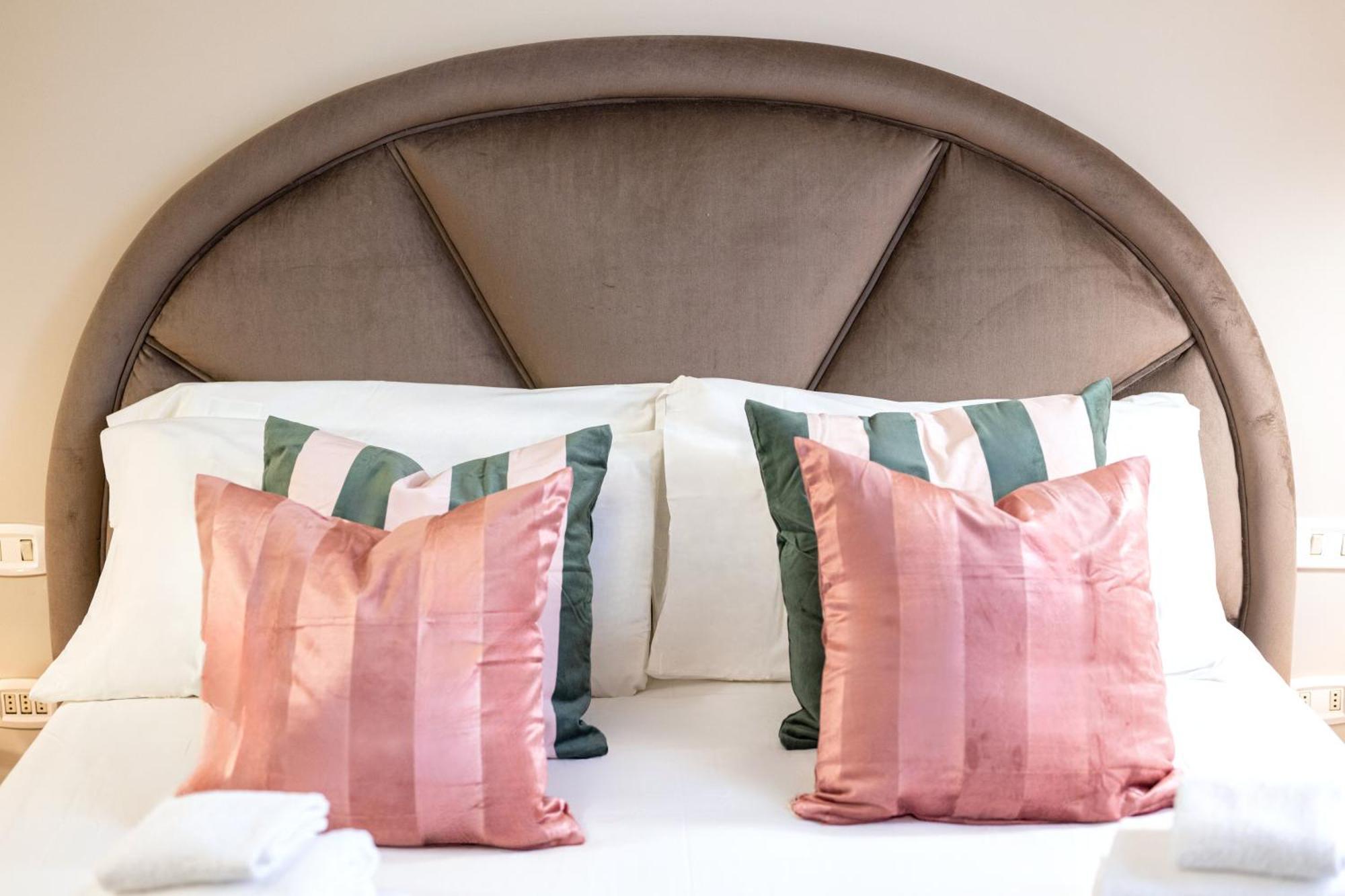 100Mq Maison Paradise - Central & Elegant Apt Bari Ngoại thất bức ảnh