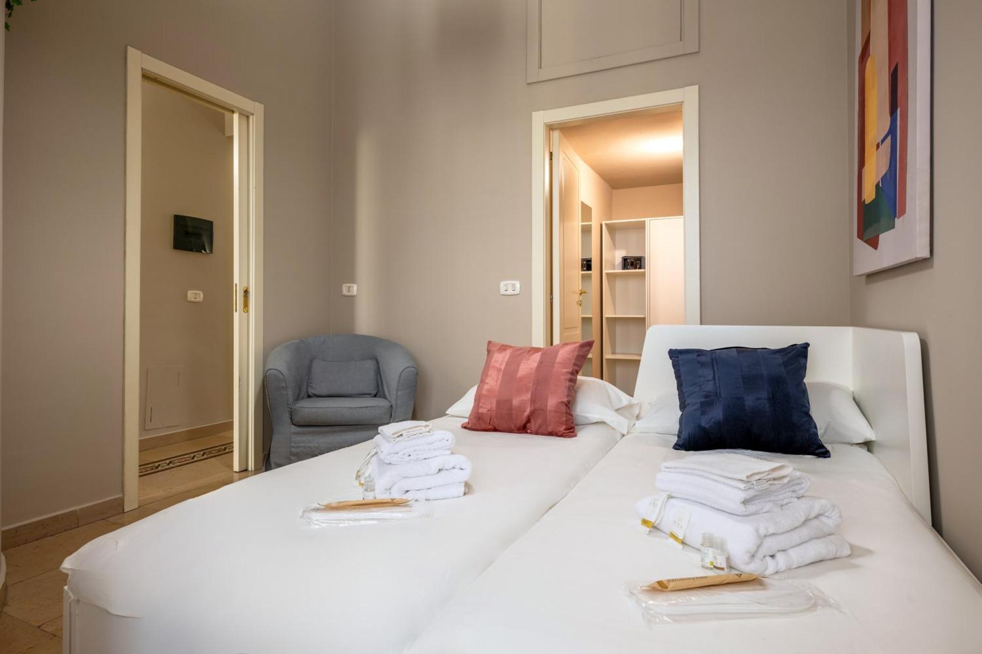 100Mq Maison Paradise - Central & Elegant Apt Bari Ngoại thất bức ảnh