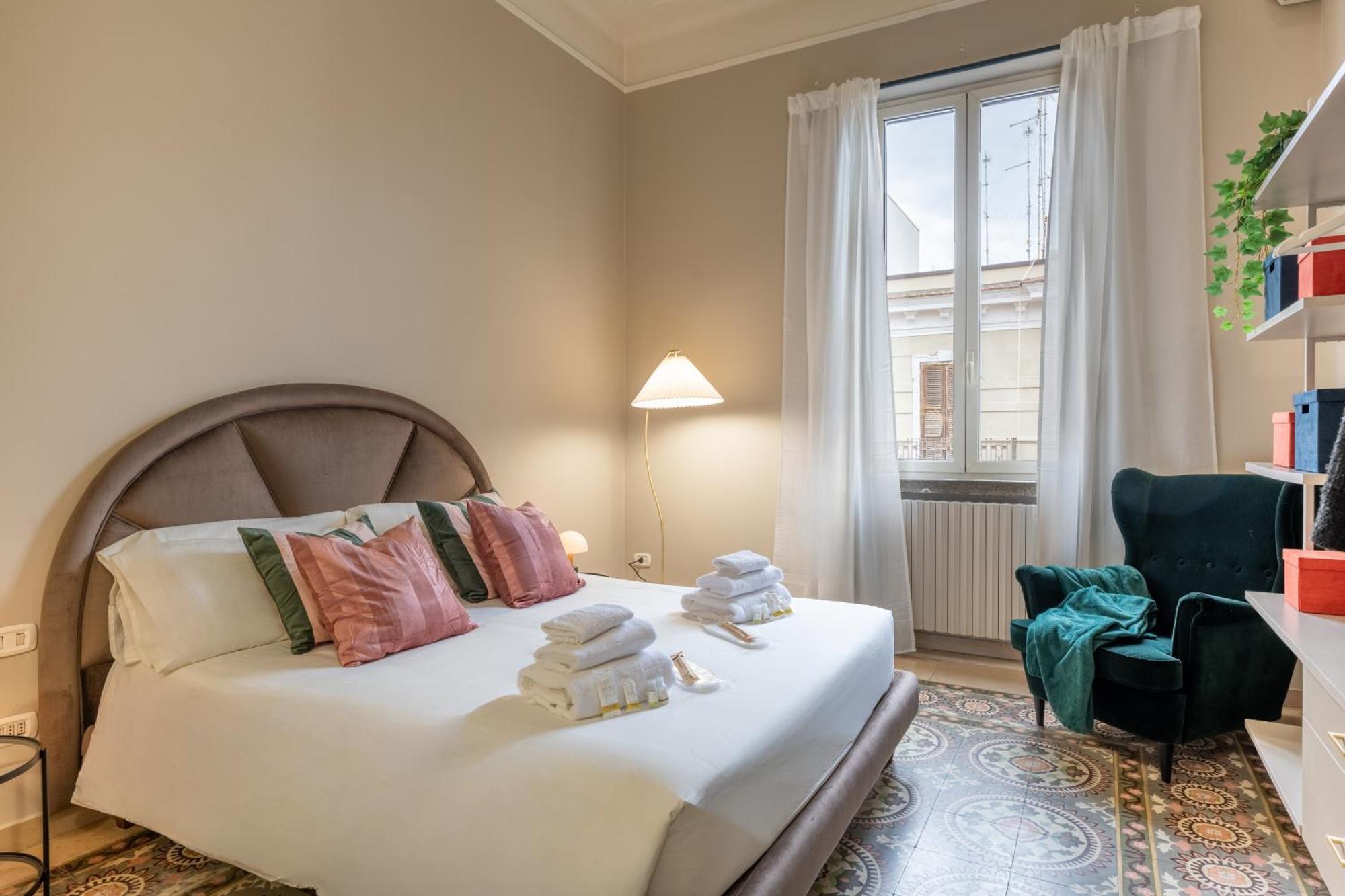 100Mq Maison Paradise - Central & Elegant Apt Bari Ngoại thất bức ảnh